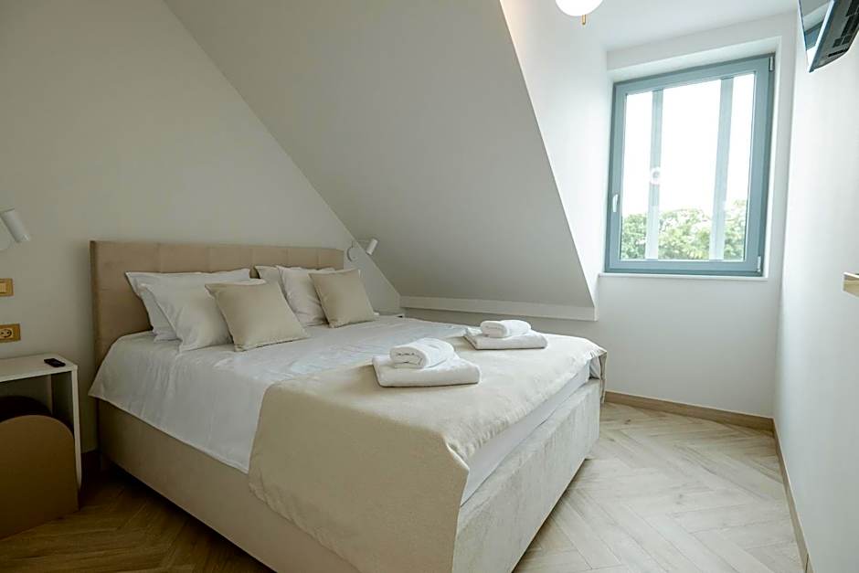 Photo 1 of 4 of Premier 1 Bedroom Apartment