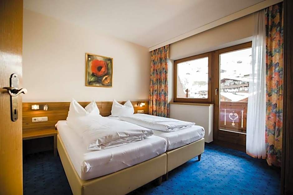 Aparthotel Dorfplatzl Garni
