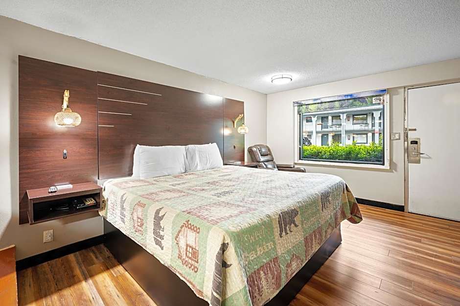 Country Town N' Suites