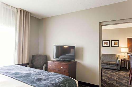 Comfort Suites Pineville - Ballantyne Area