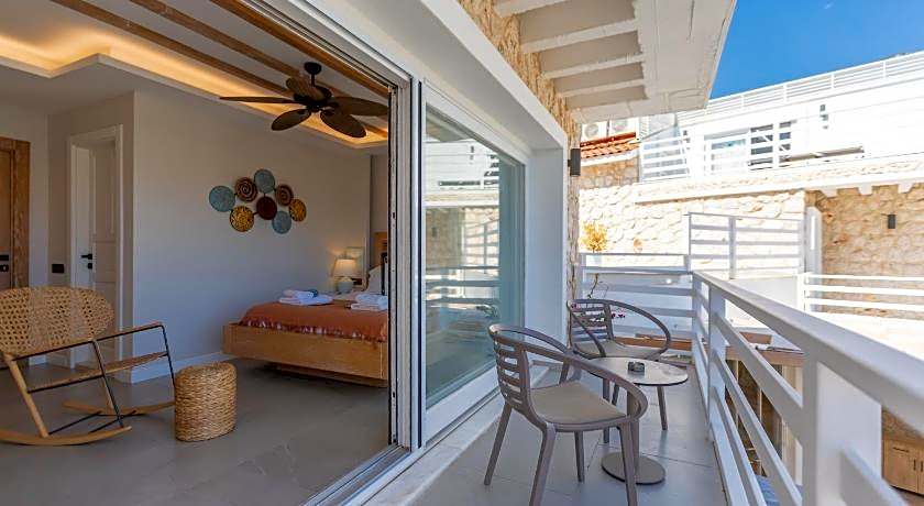 Kalkan Saray Suites Hotel