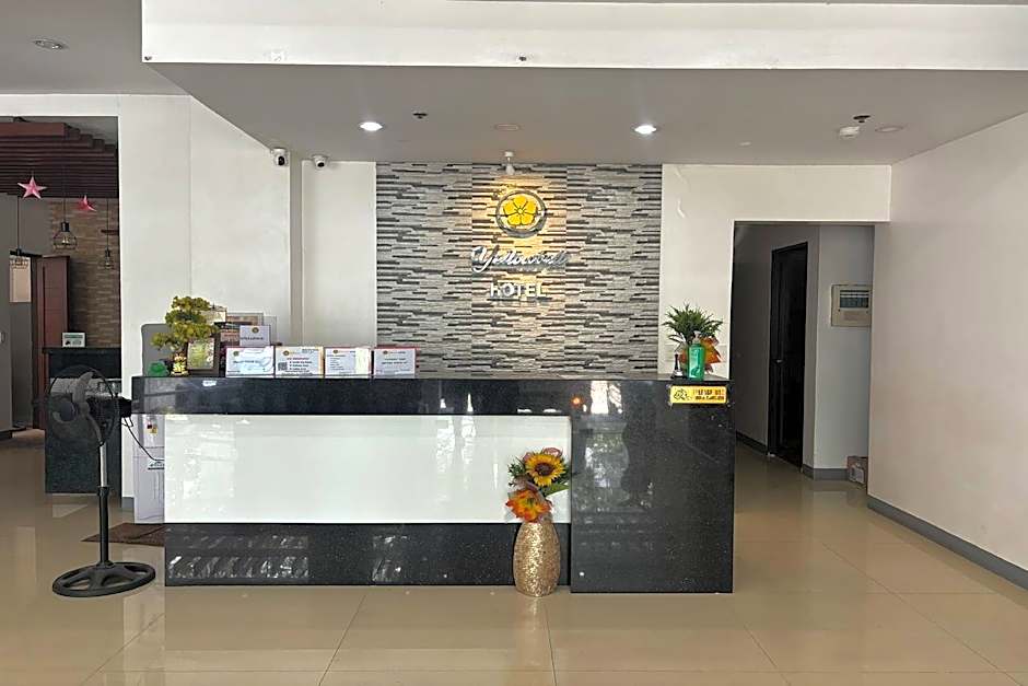 Yellowbell Hotel