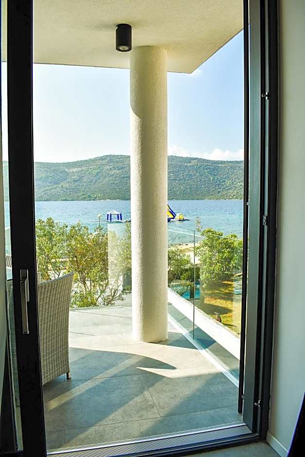 Sky Beach Aparthotel