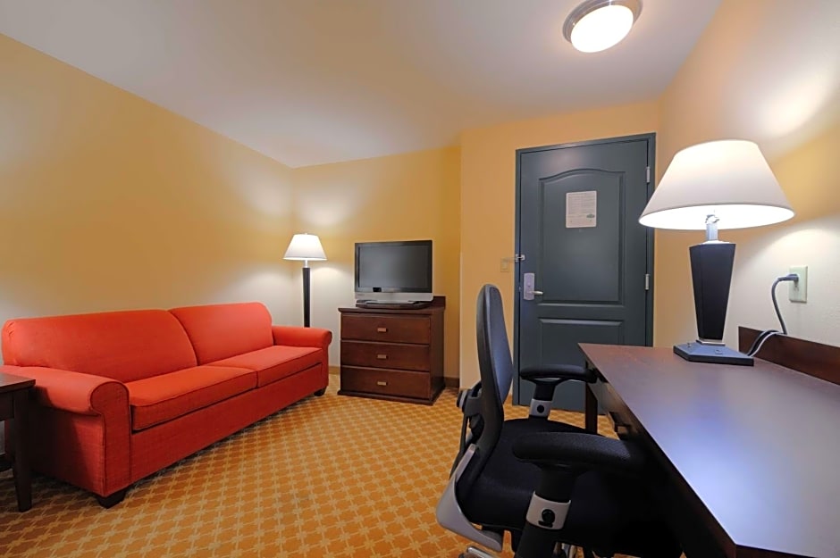 Country Inn & Suites by Radisson, Savannah Airport, GA