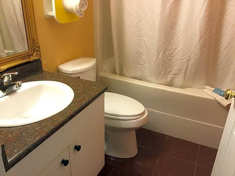 Riverside Motel Cache Creek