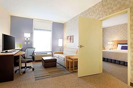 1 King Bed 1 Bedroom Suite Nonsmoking