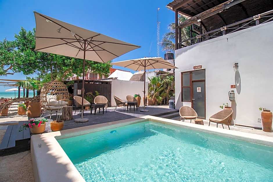 HAU Holbox, Oceanfront Boutique Hotel