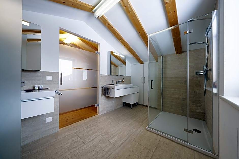 Grischuna Mountain Lodge