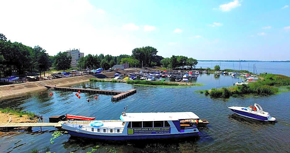 Marina Diana