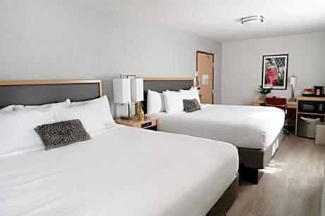 Premier King Room