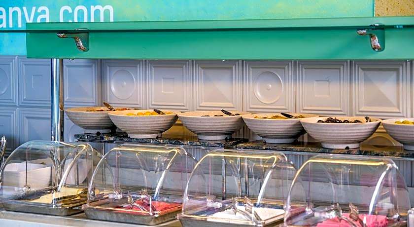 Days Inn by Wyndham Alanya