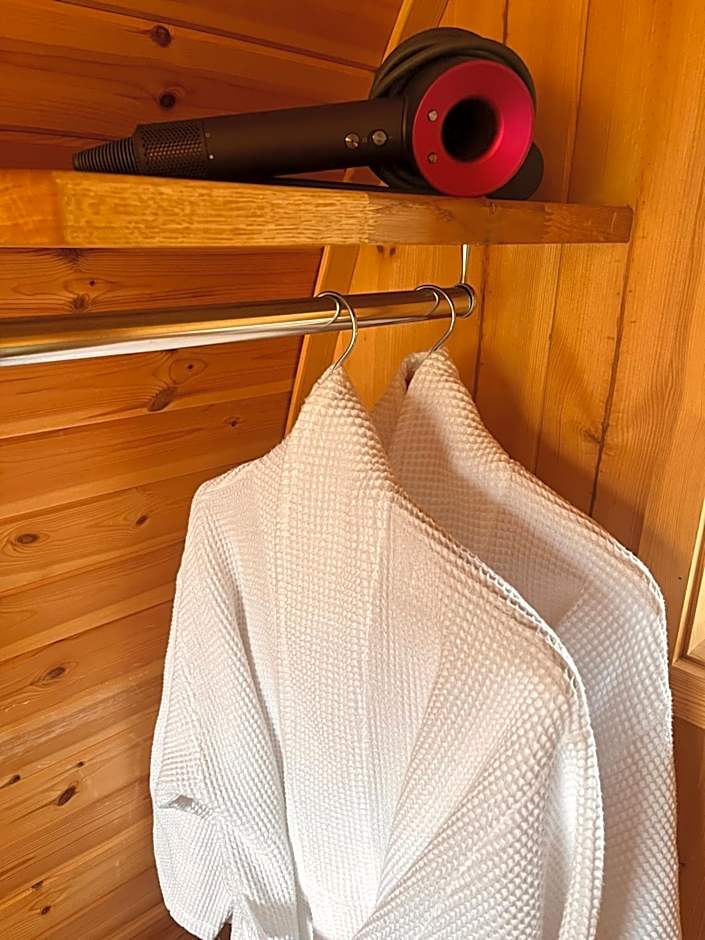 Stoneymollan over Loch Lomond