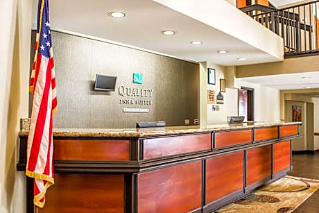 Quality Inn & Suites