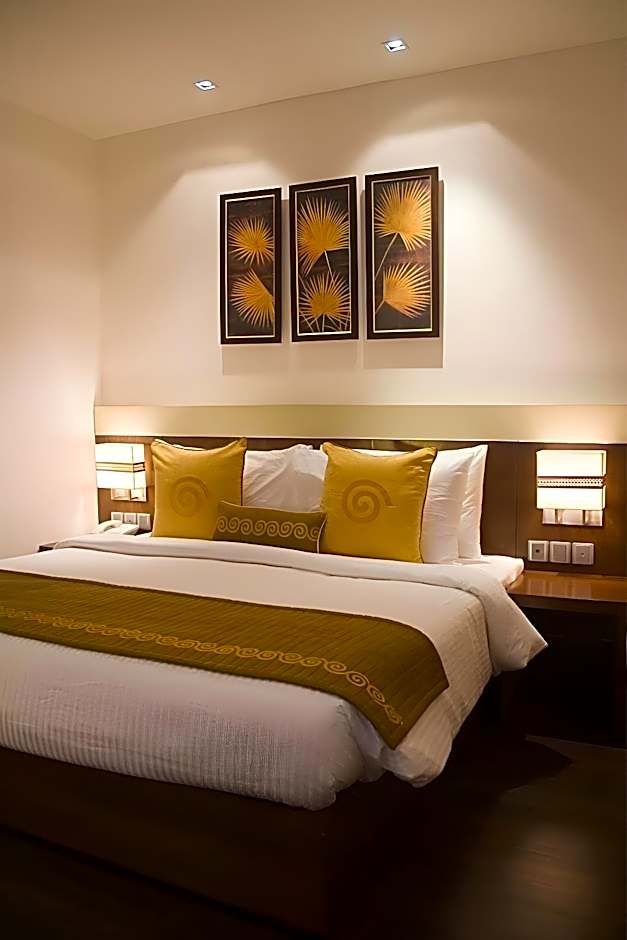 Shervani Hotel Nehru Place