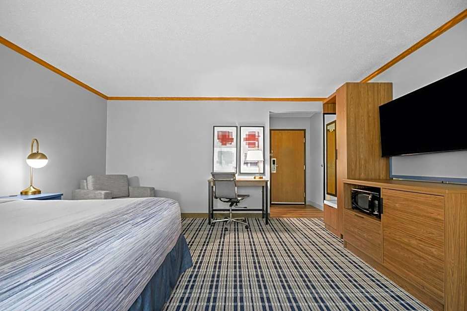 AmericInn by Wyndham Virginia