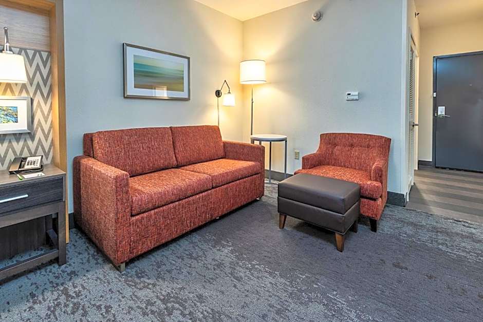 Holiday Inn & Suites Memphis - Wolfchase Galleria​ by IHG