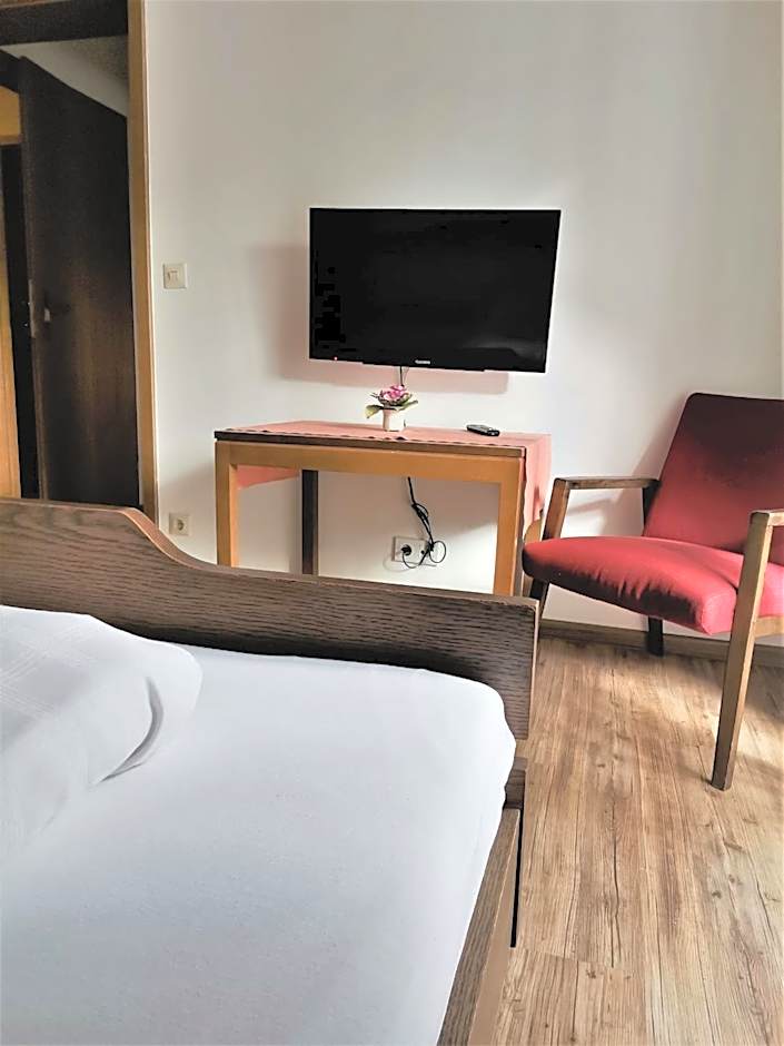 Hotel Grüner Baum - Hotel im Murgtal, Schwarzwald