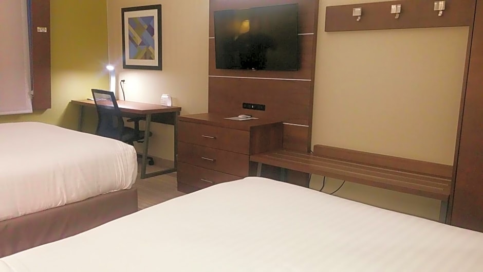 Route 66 inn & Suites