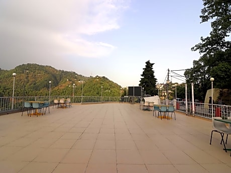 14678 Hotel Filigree