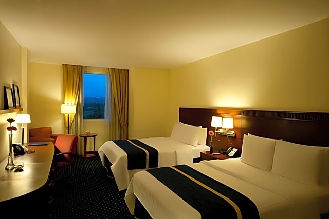 Hodelpa Garden Court