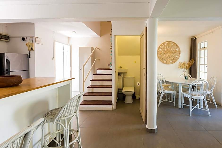 Cozy townhome near beach in heart of Grand Baie