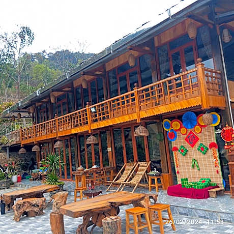 TRẠM TẤUU LODGE