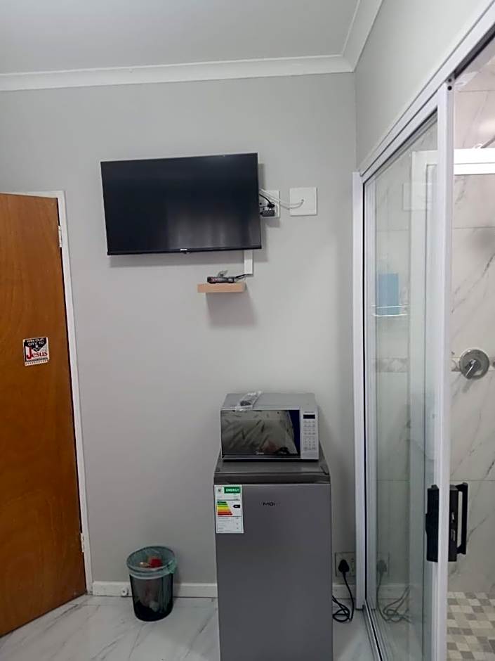 Step-by-Step Self-Catering and B&B