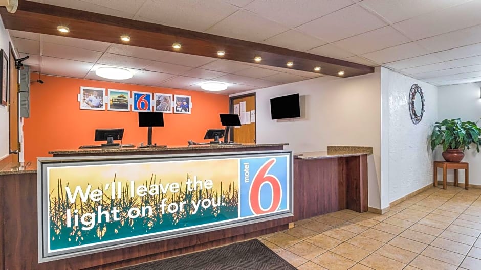 Motel 6 Elk Grove Village