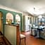 Casa Baino in Lucca With 2 Bedrooms and 1 Bathrooms