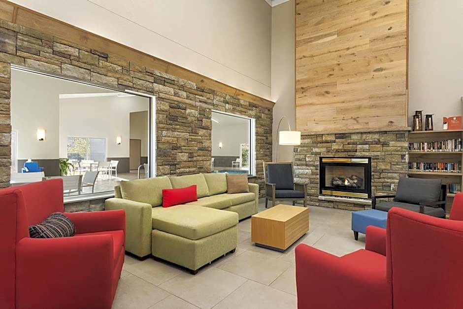 Country Inn & Suites by Radisson, Platteville, WI