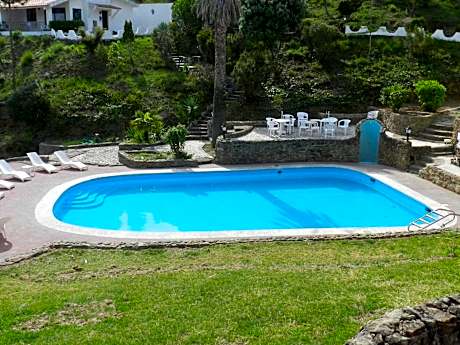 Apartamentos Turísticos Clube Vale Leão