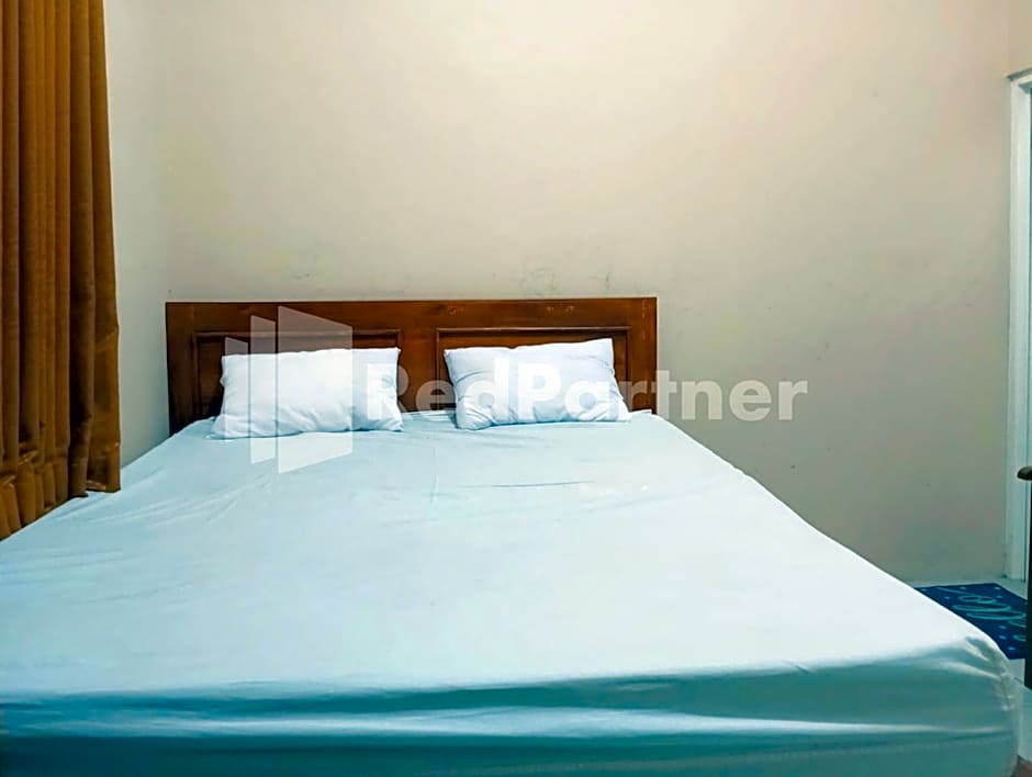 Isa Homestay Kudus Mitra Reddoorz