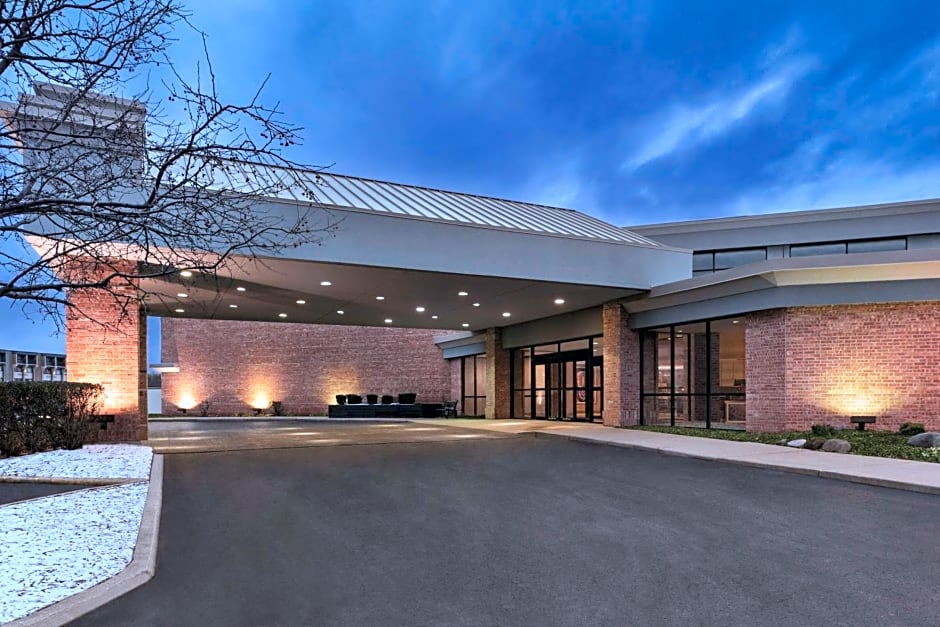 Clarion Hotel Milwaukee Airport