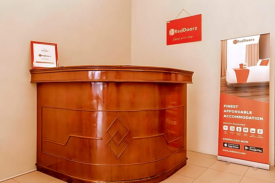 RedDoorz Syariah @ Jalan Setiabudi Medan 3