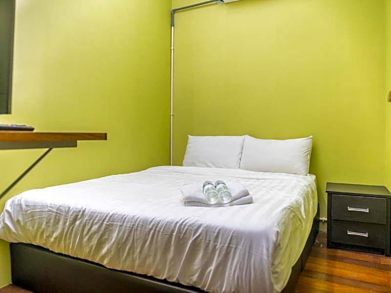 Spot on 89673 Good Friend Hotel