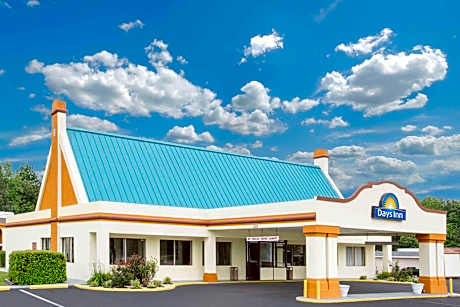 Days Inn by Wyndham Ruther Glen Kings Dominion Area