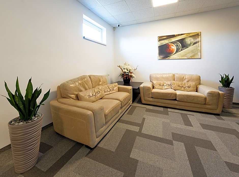 BNC Hotel - Restaurant - Bowling