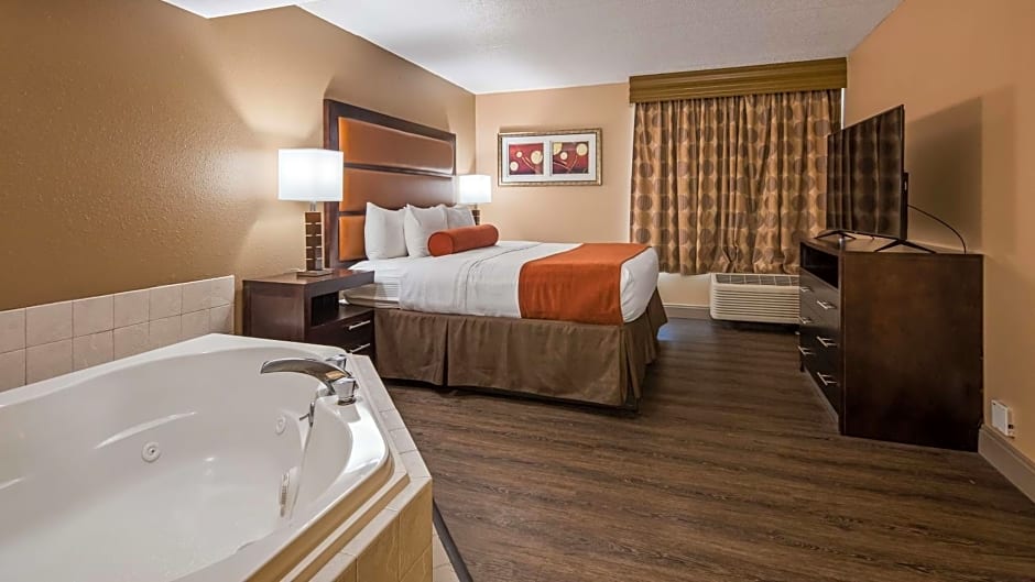 Best Western Crossroads of the Bluffs
