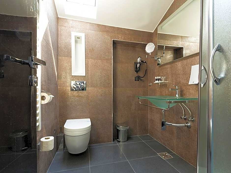 Nova City Garni Hotel Signature Collection