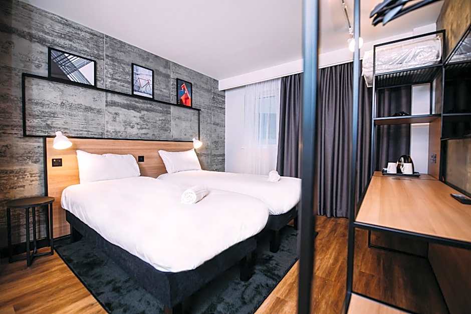 Ibis Belfast City Centre