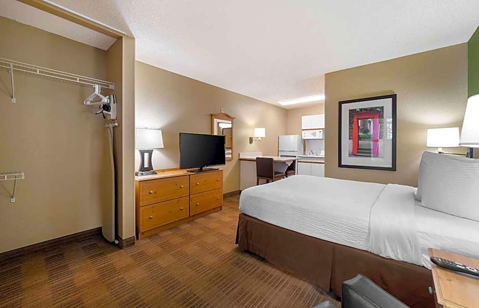 Extended Stay America Suites - Boca Raton - Commerce