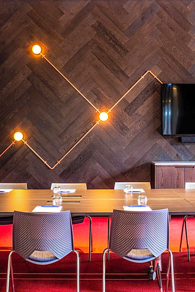 Holiday Inn Express Melbourne Little Collins By IHG