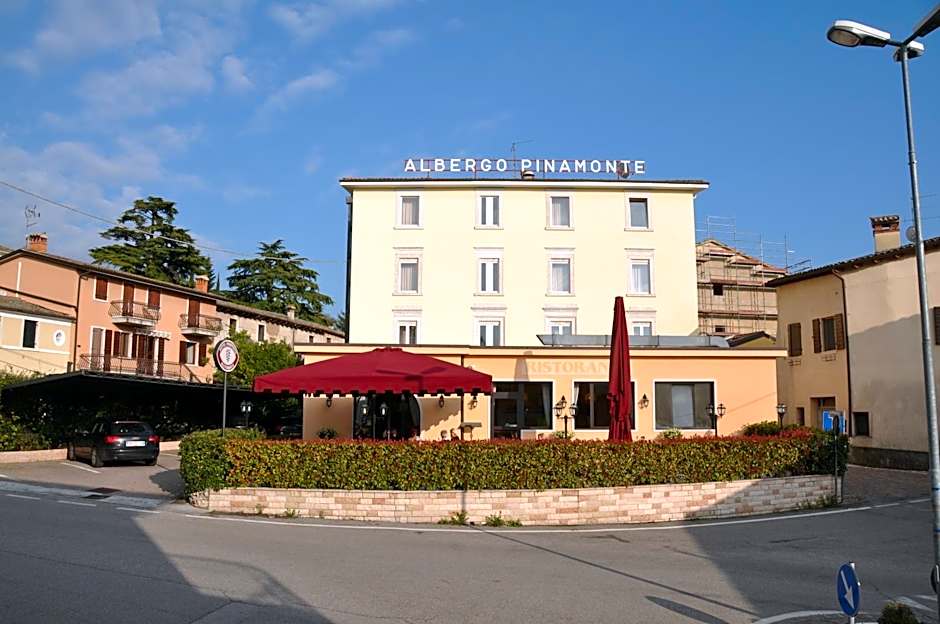 Photo 1 of 45 of Hotel Pinamonte