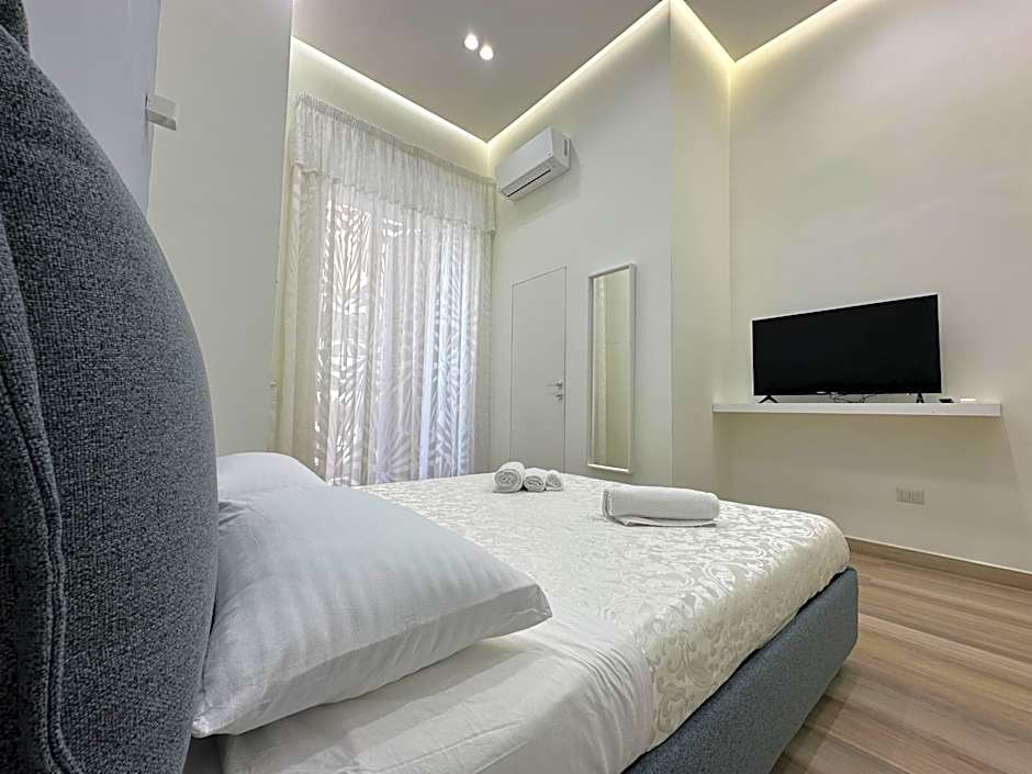 Sun Art Naples Rooms