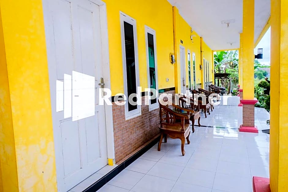 Villa Ikhbar Ciletuh RedPartner