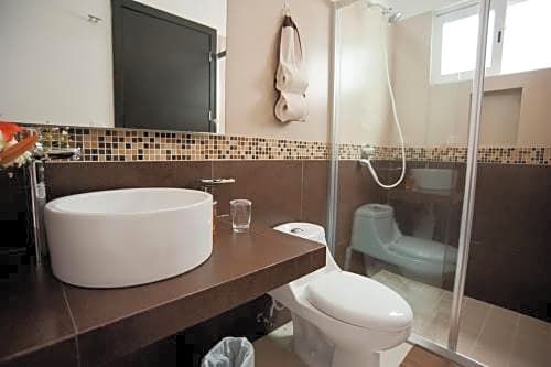 Casa Felicidad B&B Room & Kitchen
