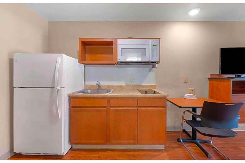 Studio 6 Extended Stay Birmingham Pelham AL