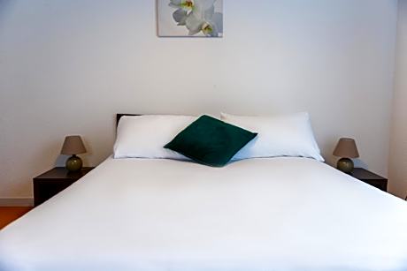 One Bedroom Apartment