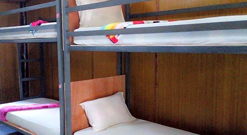 Chill Chill Long Beach Hostel