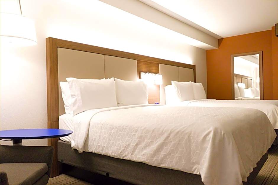 Holiday Inn Express Seattle - Sea-Tac Airport By IHG